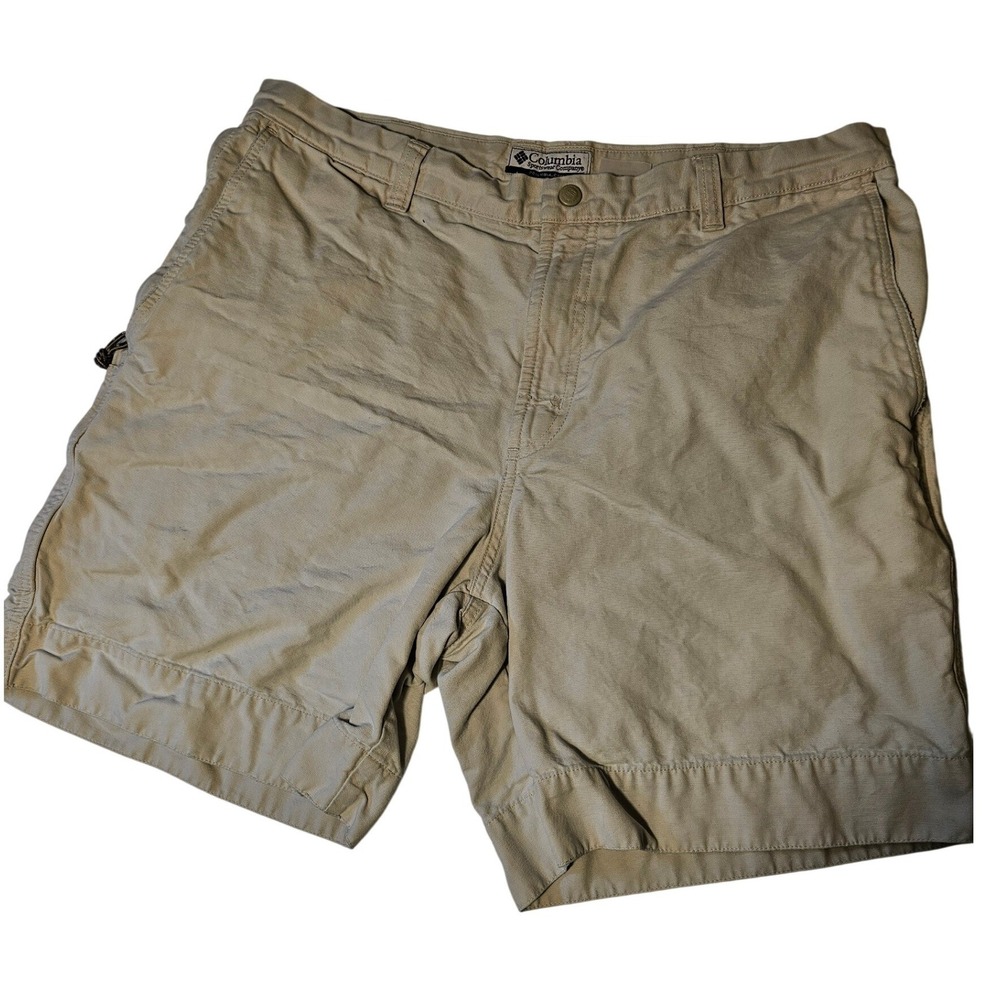 Columbia Sportswear Mens Tan Khaki Outdoor Utility Shorts Size 36 Inseam 8